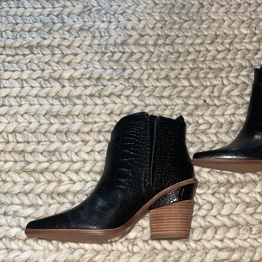 NEW Black Boots